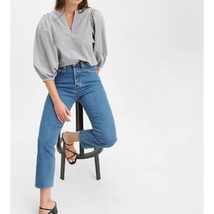 LEVIS WEDGIE STRAIGHT SIZE 32